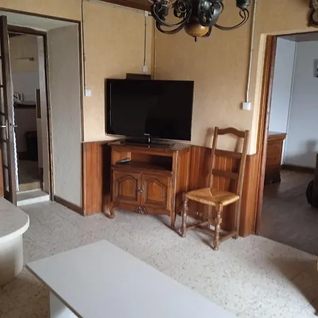 De La Via Ferrata Liaucous Dom wakacyjny