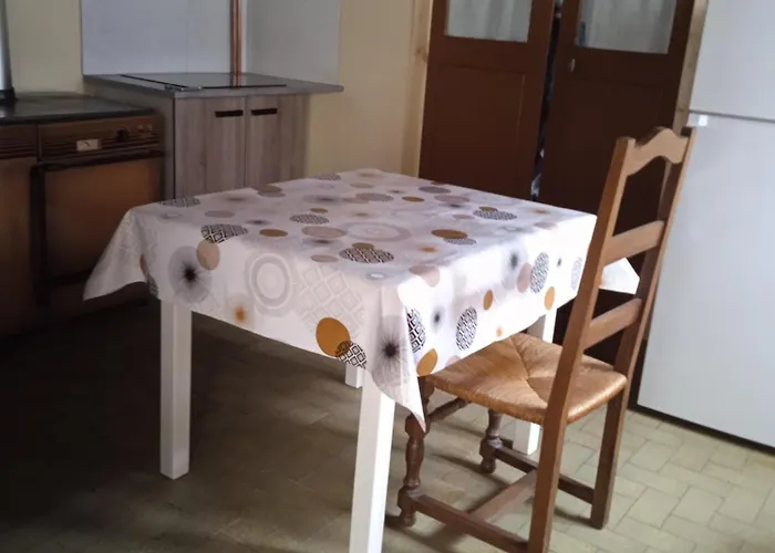 بيت للعطل De La Via Ferrata Liaucous *